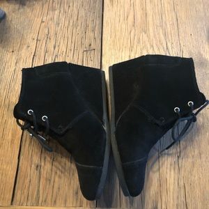 Black suede Tom wedge bootie